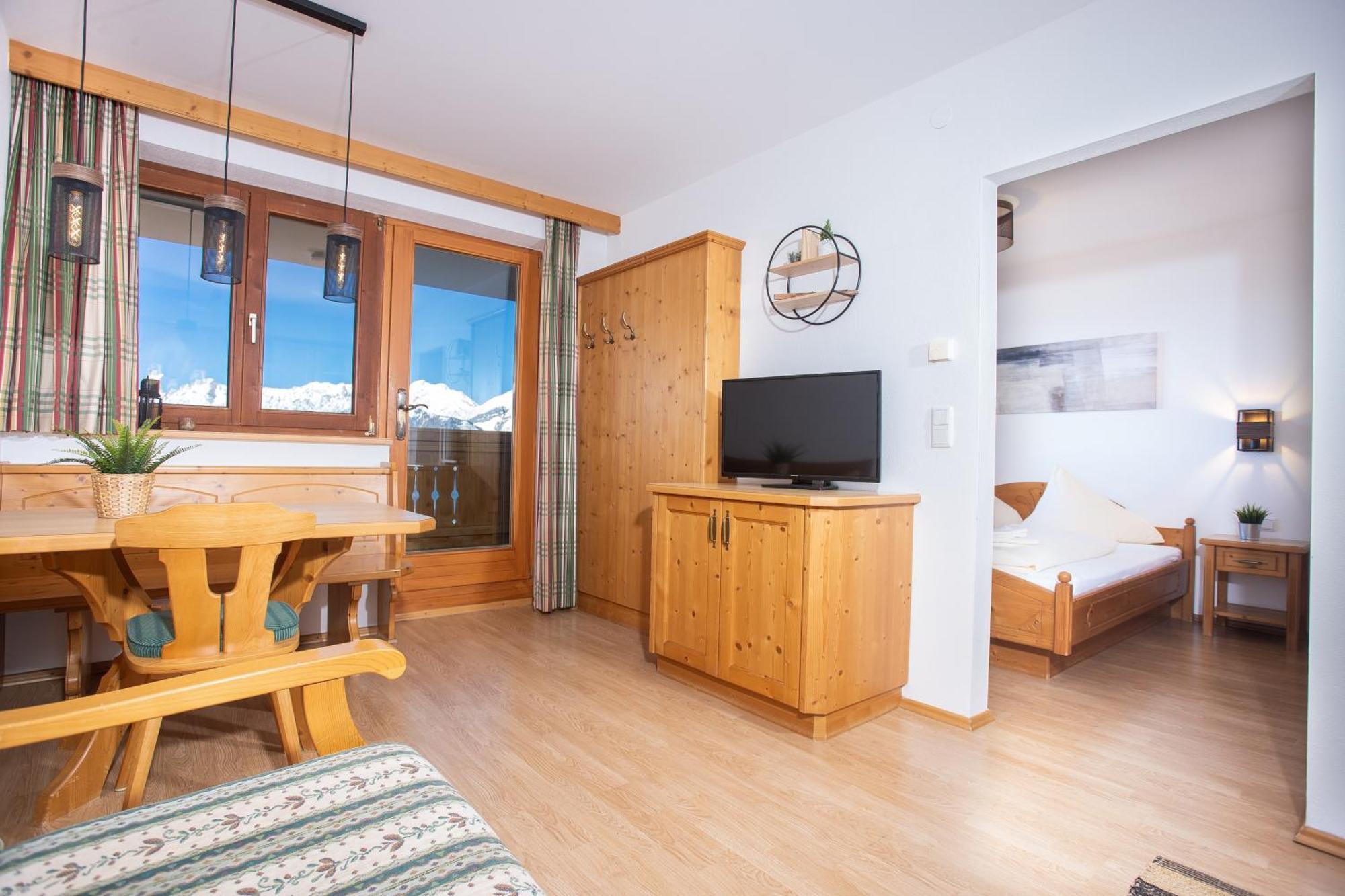 Alpenrelax Krepperhuette Hotel Volders Bagian luar foto