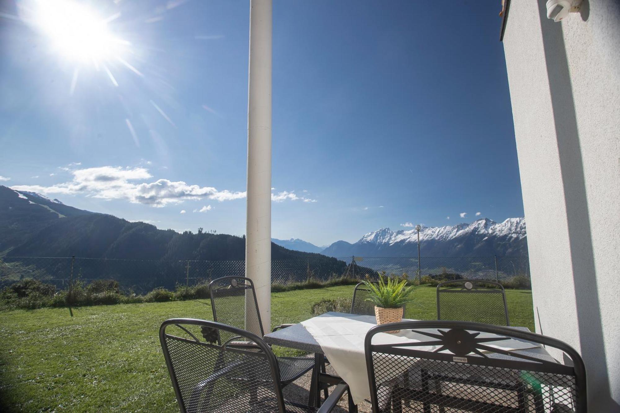 Alpenrelax Krepperhuette Hotel Volders Bagian luar foto